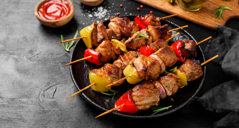 Quante calorie ha uno spiedino di carne?