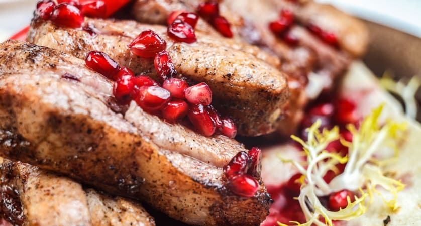 Idee di abbinamenti carne e frutta, melagrana