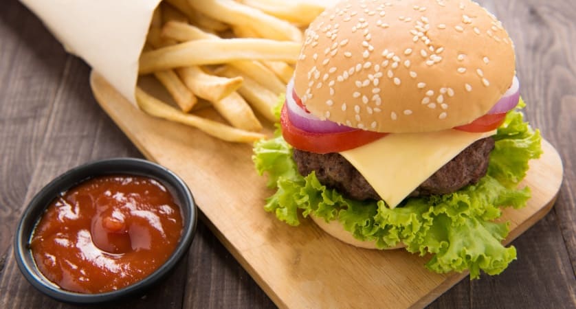 Come fare la salsa di pomodoro per hamburger